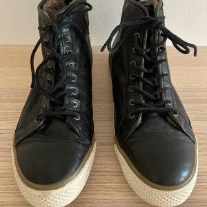 Women's Frye Greene Black Leather Warm Shearling Fur Lined Zip Boots 9